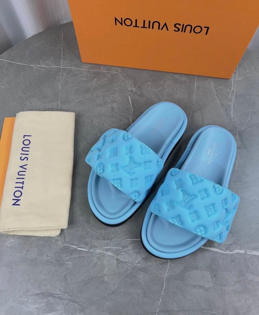 ladies sliders