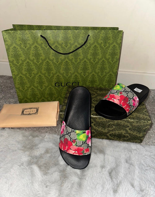 Ladies sliders