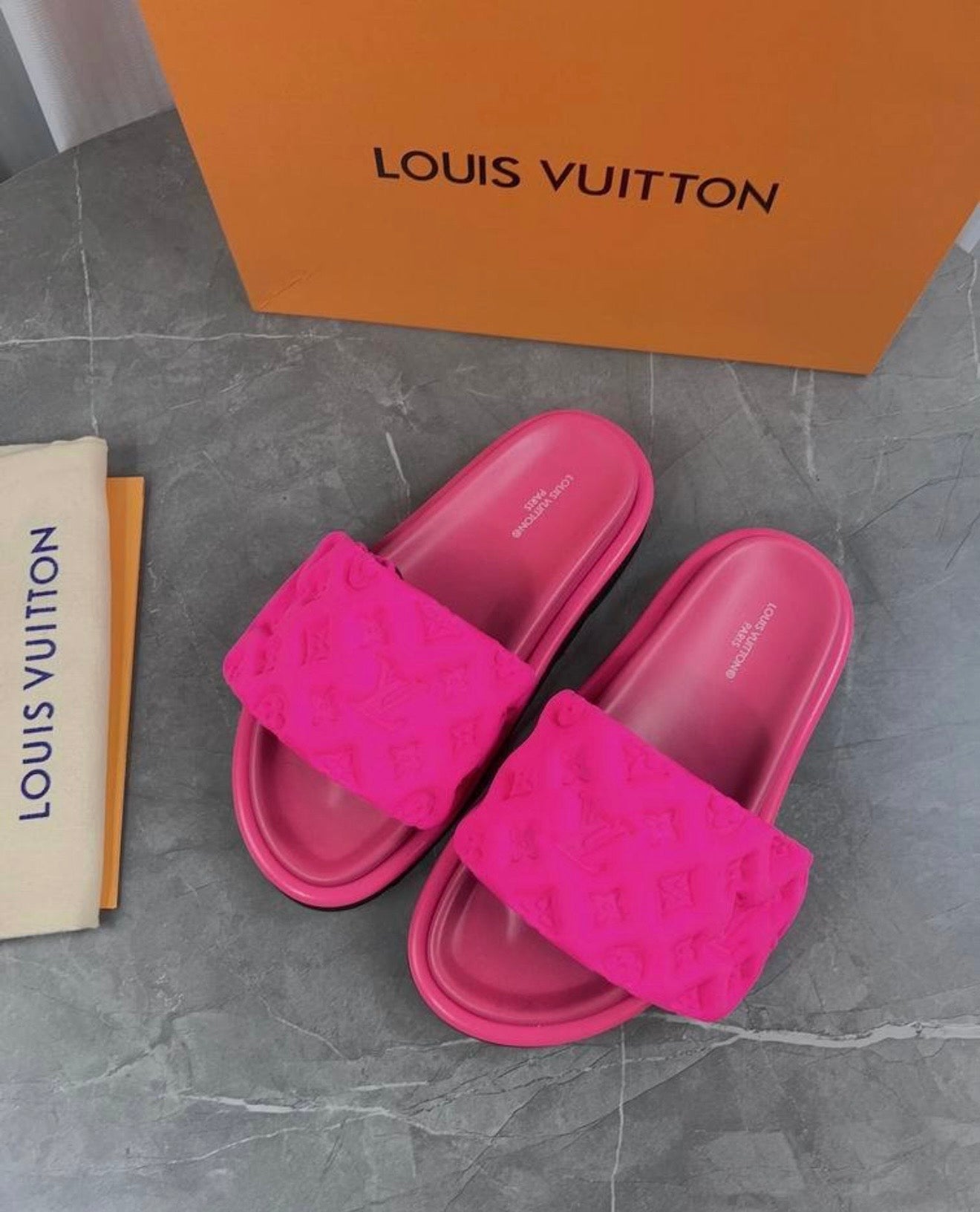 ladies sliders