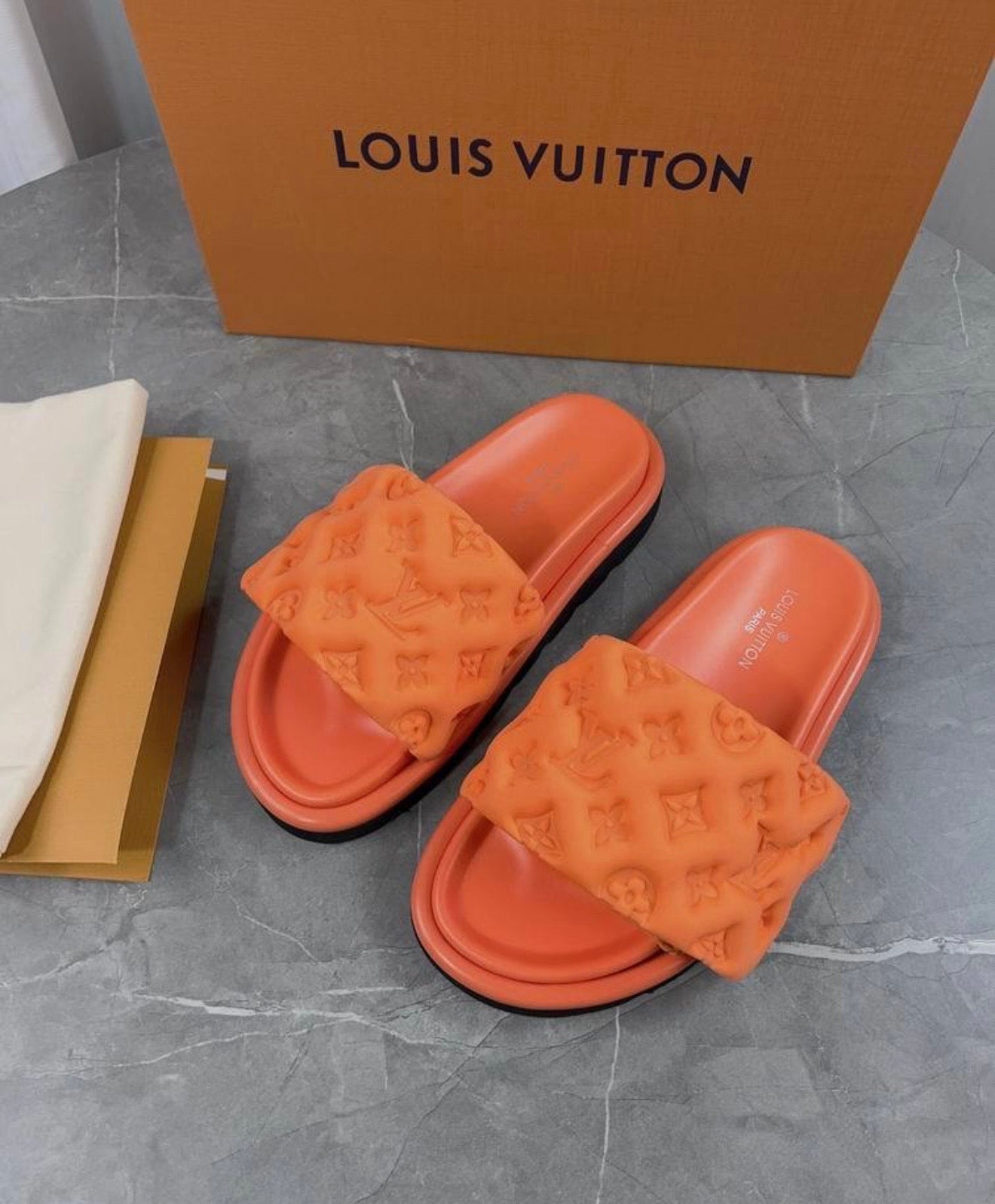 ladies sliders