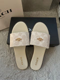 Women’s sliders