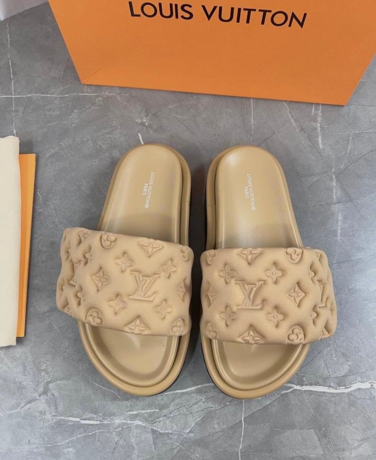 ladies sliders