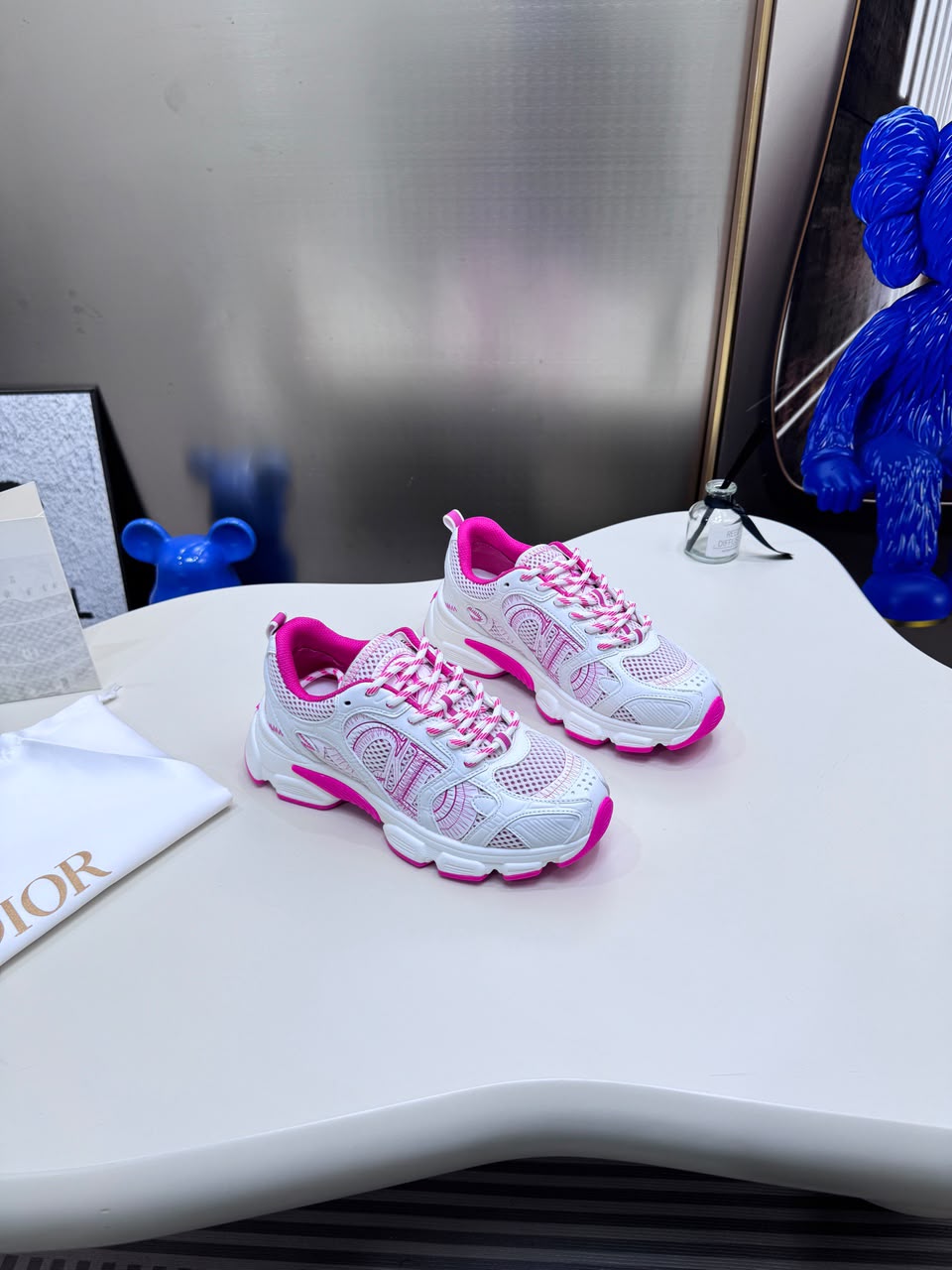 ladies trainers