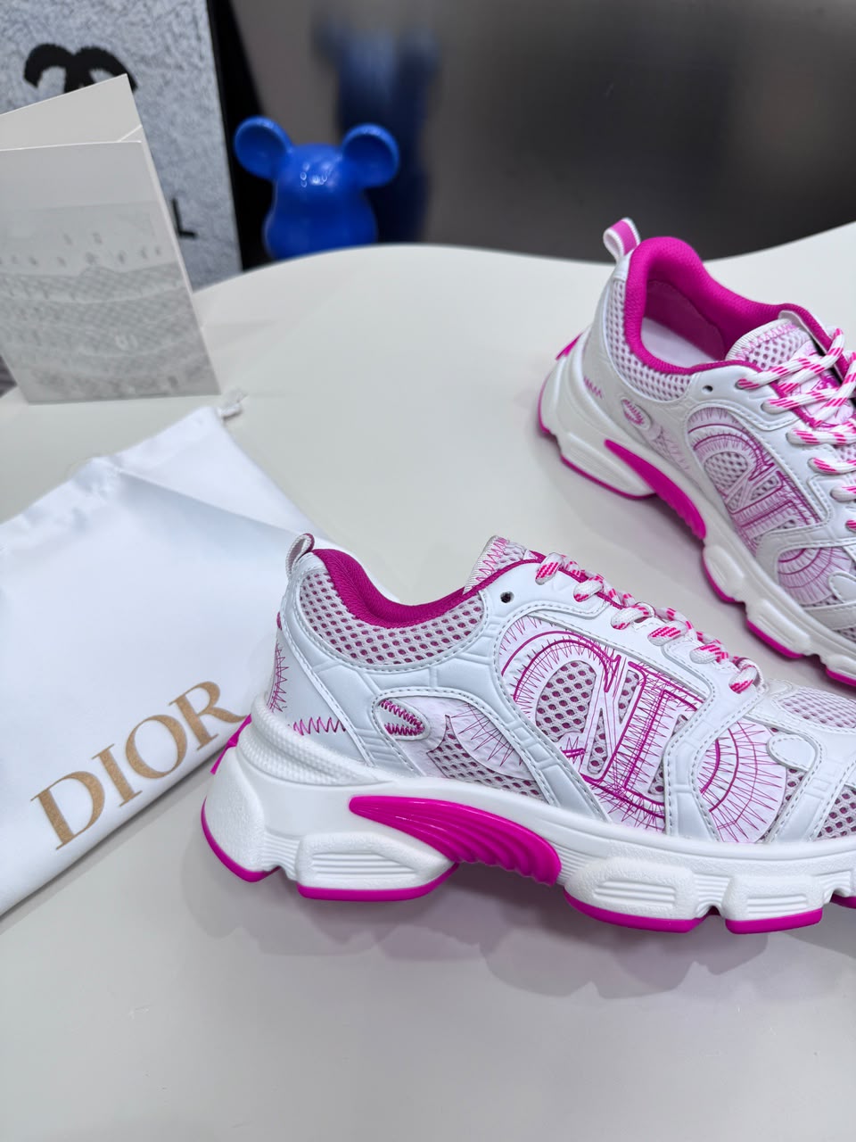 ladies trainers